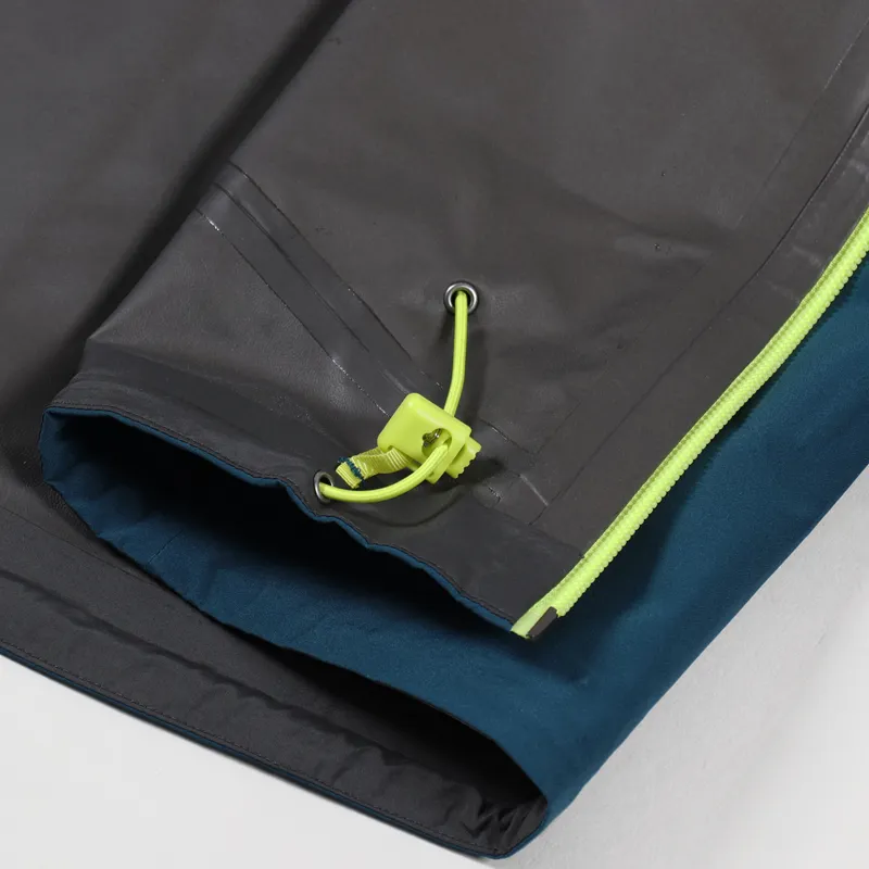 Patagonia Calcite GORE-TEX Jacket Crater Blue-9