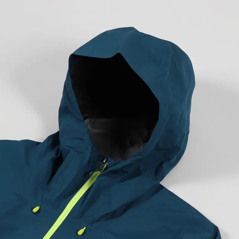 Patagonia Calcite GORE-TEX Jacket Crater Blue-10
