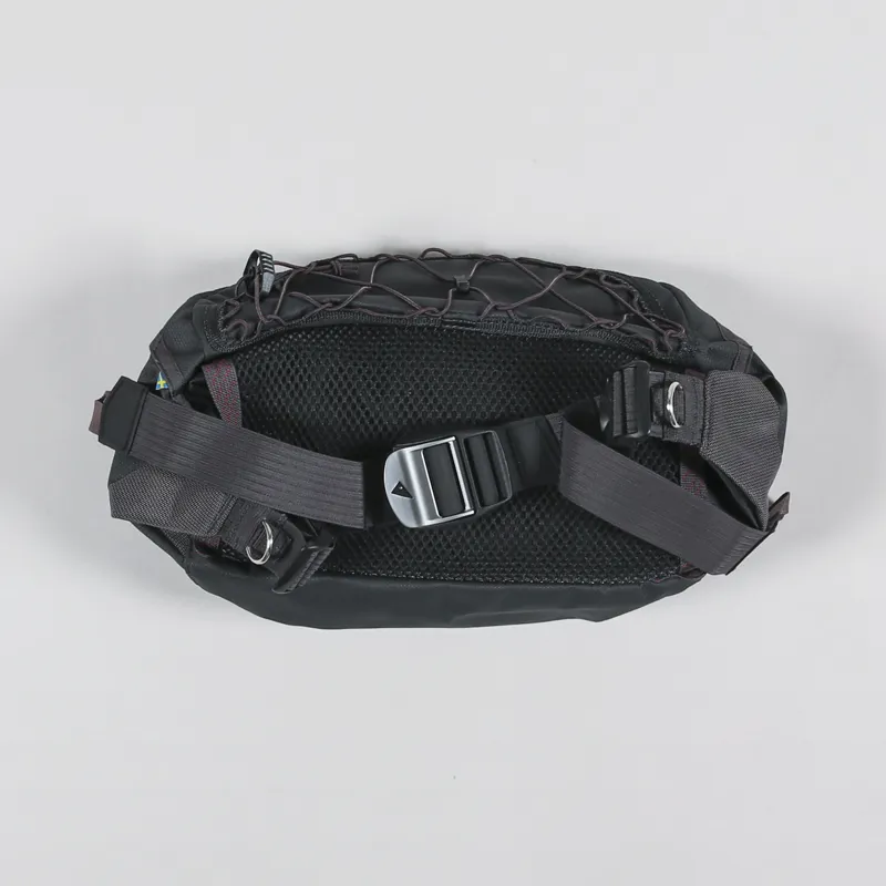 バッグ klattermusen fimmafang uggla lumbar pack Klattermusen Mens Outdoor Fimmafang 4.0 Lumbar Pack Raven Black