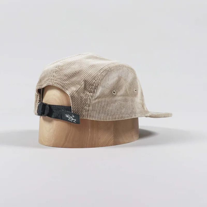 Gramicci x Deus Ex Machina Jet Cap Beige-1