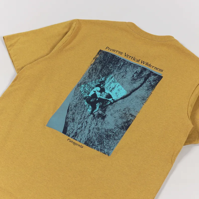 Patagonia Granite Magic Pocket ResponsibiIli-Tee Hawk Gold-2