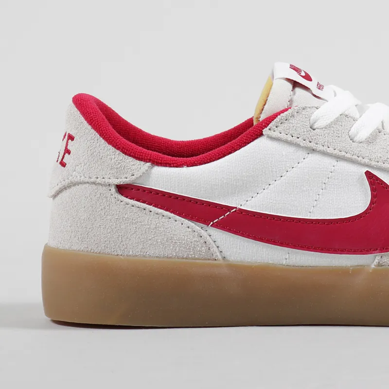 Cardinal red online nike shoes