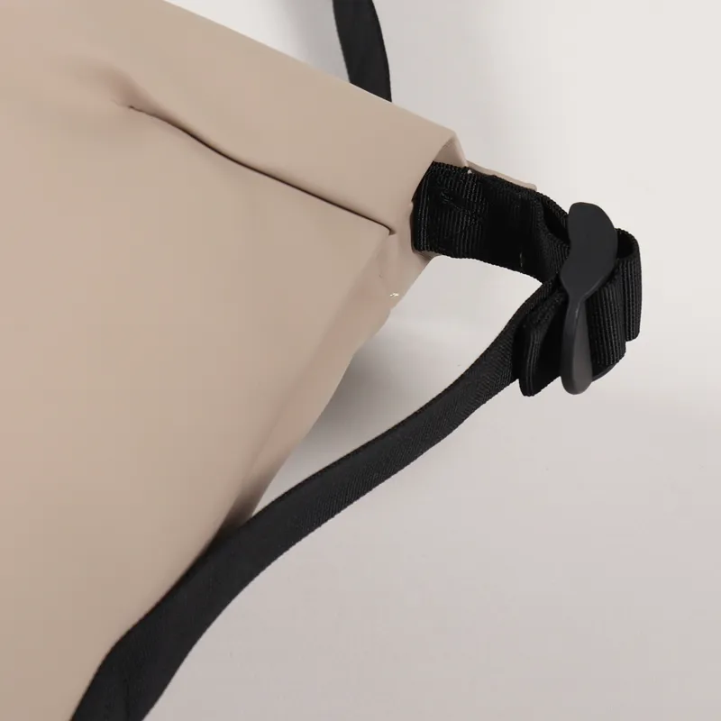 Rains Weekend Bag Beige-5