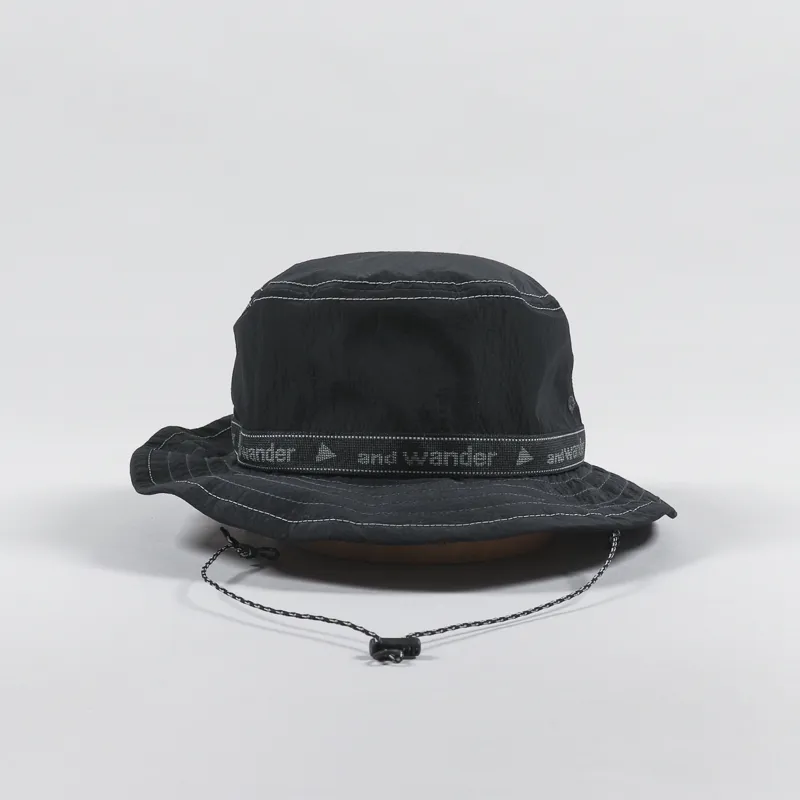 and wander jq tape bucket hat グレー And Wander JQ Tape Bucket Hat in Grey | LN-CC