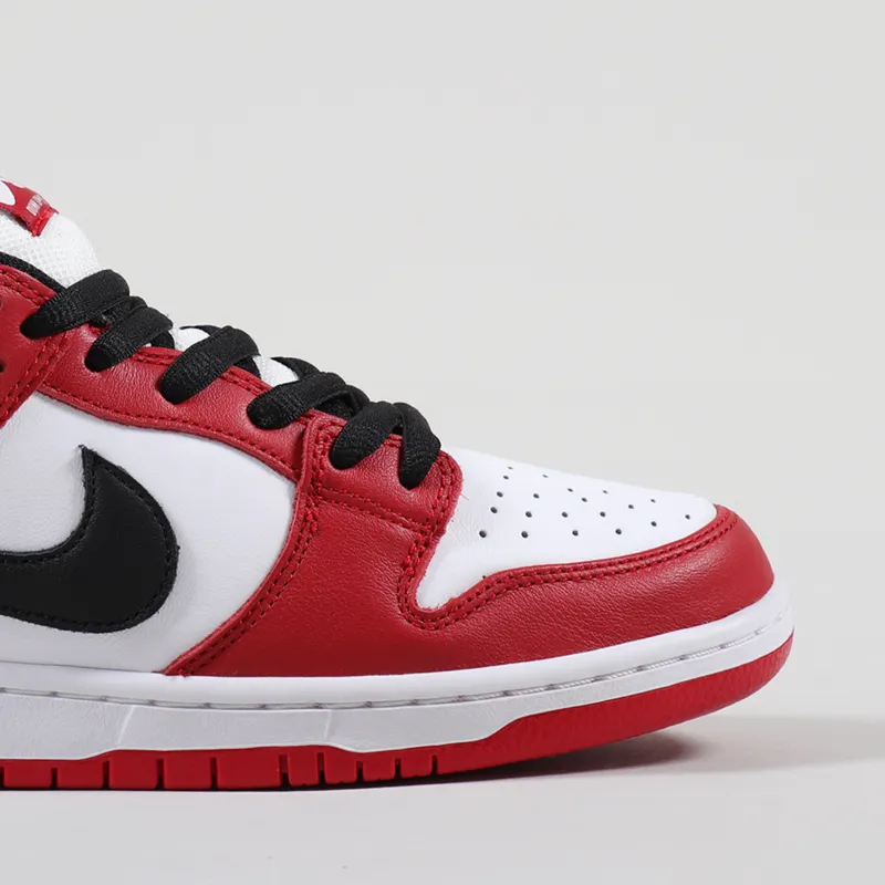 Nike SB Dunk Low Pro Chicago Sneaker