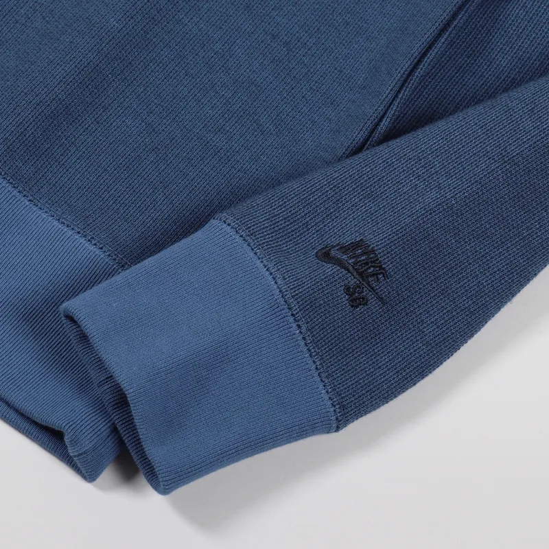 Nike SB Overdyed Crew Sweat Mystic Navy Dark Obsidian-3