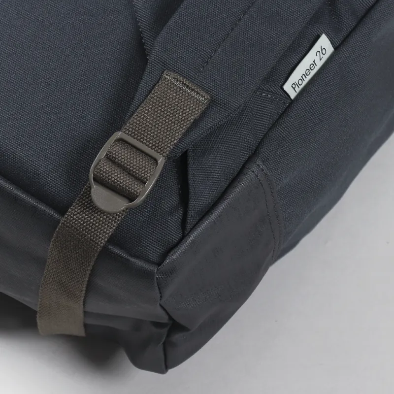 Lowe Alpine Pioneer 26 Pack Ebony-2