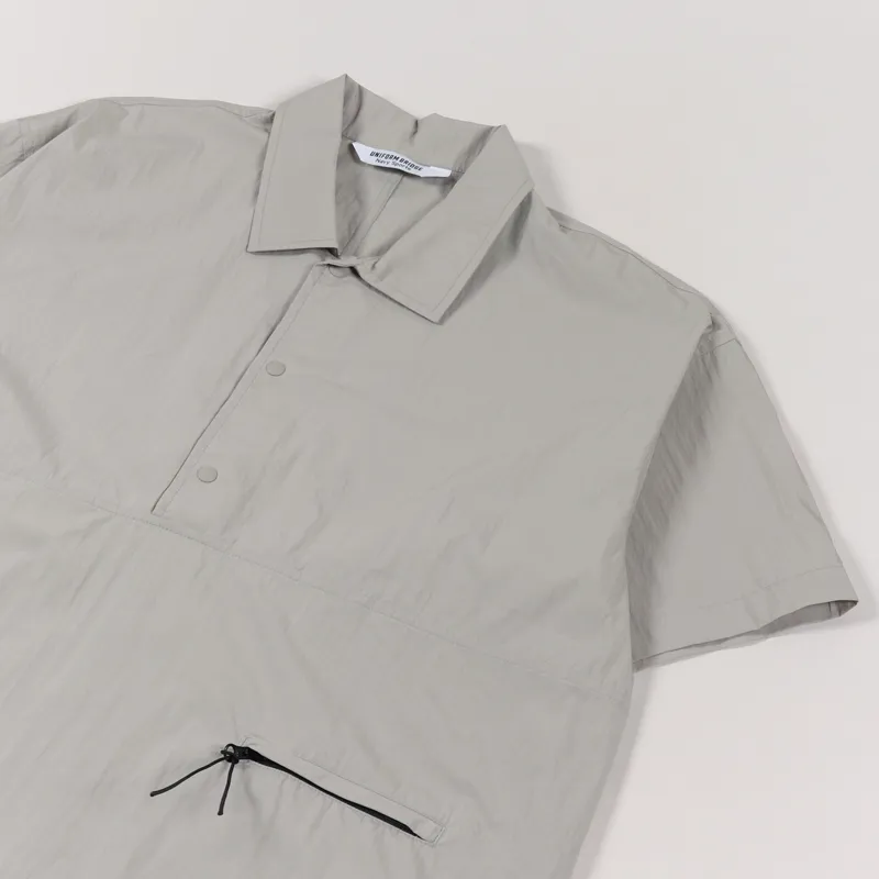Uniform Bridge Pullover Pocket Short Sleeve Shirt Beige Grey-1
