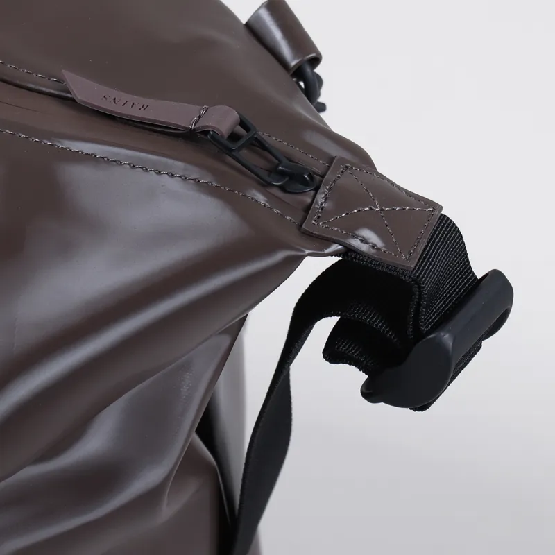 Rains Weekend Bag Shiny Brown-2