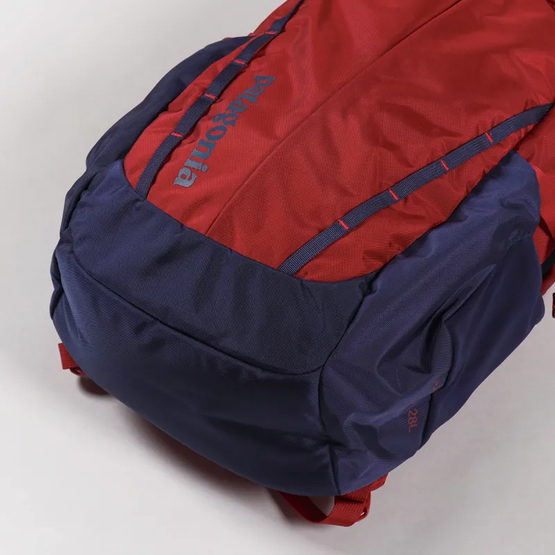 Patagonia Refugio Pack 28L Classic Red-4