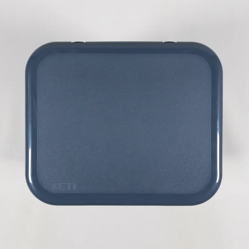 YETI Roadie 24 Navy-11