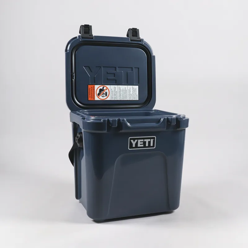 YETI Roadie 24 Navy-1