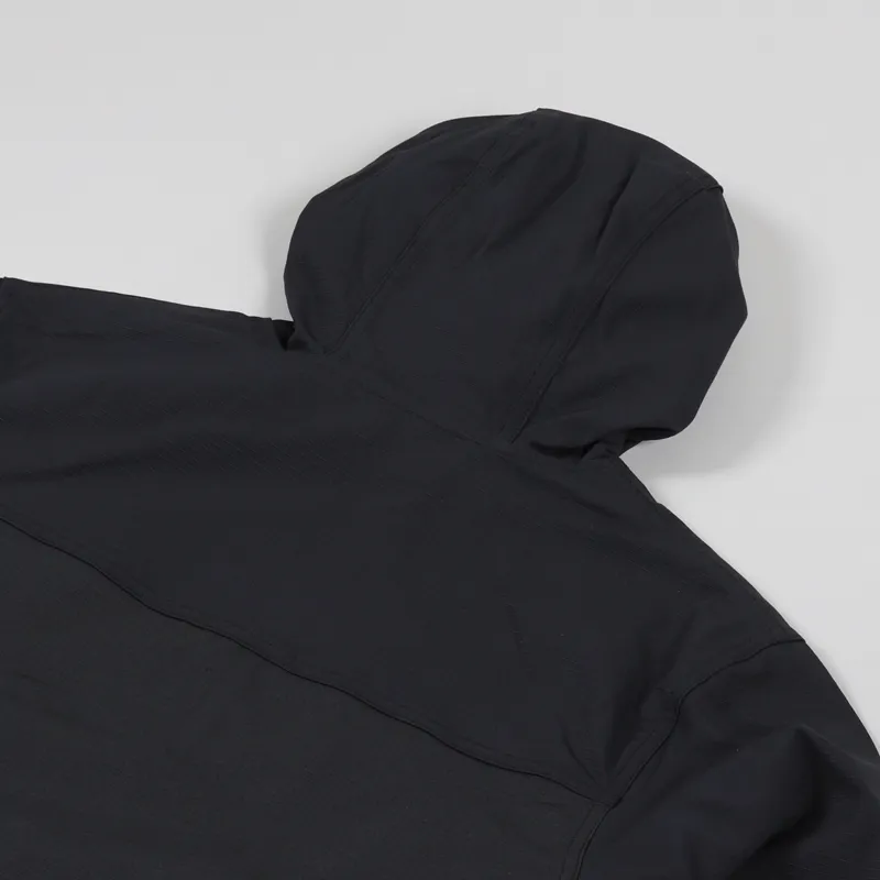 Nike SB Skate Anorak Jacket Black Off Natural-4