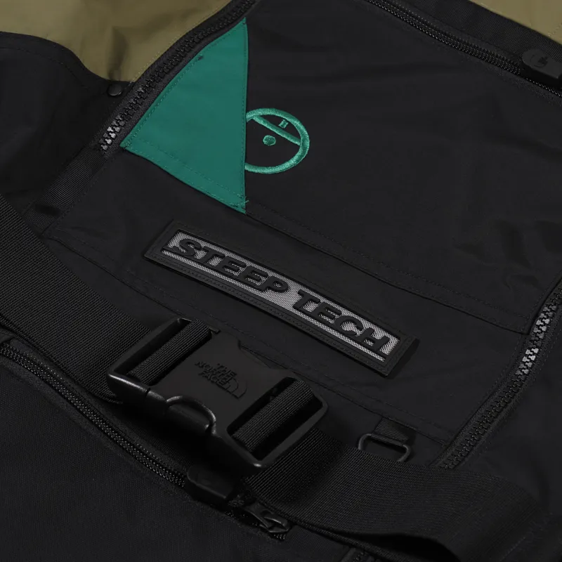 The North Face Steep Tech Apogee Anorak Olive Evergreen Black-11