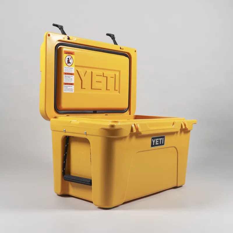 【YETI】 TUNDRA 45 限定色 アルパインイエロー YETI Tundra 45 Camping Outdoor Hunting Cooler Alpine Yellow