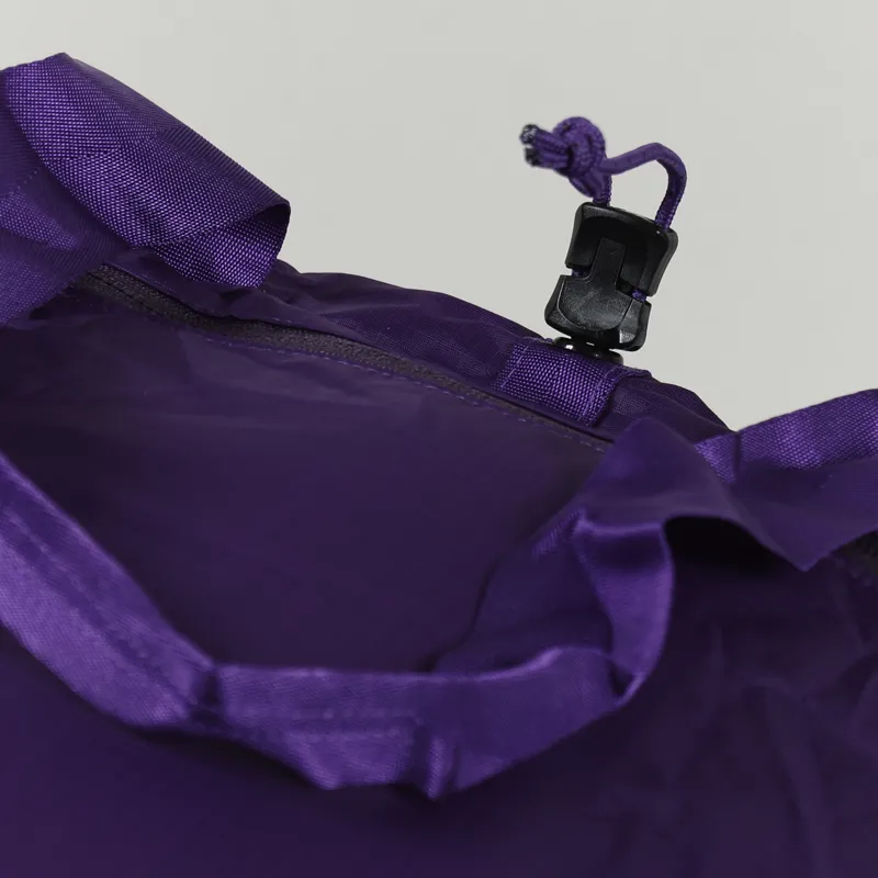 Patagonia Ultralight Black Hole Tote Pack 27L Purple-6