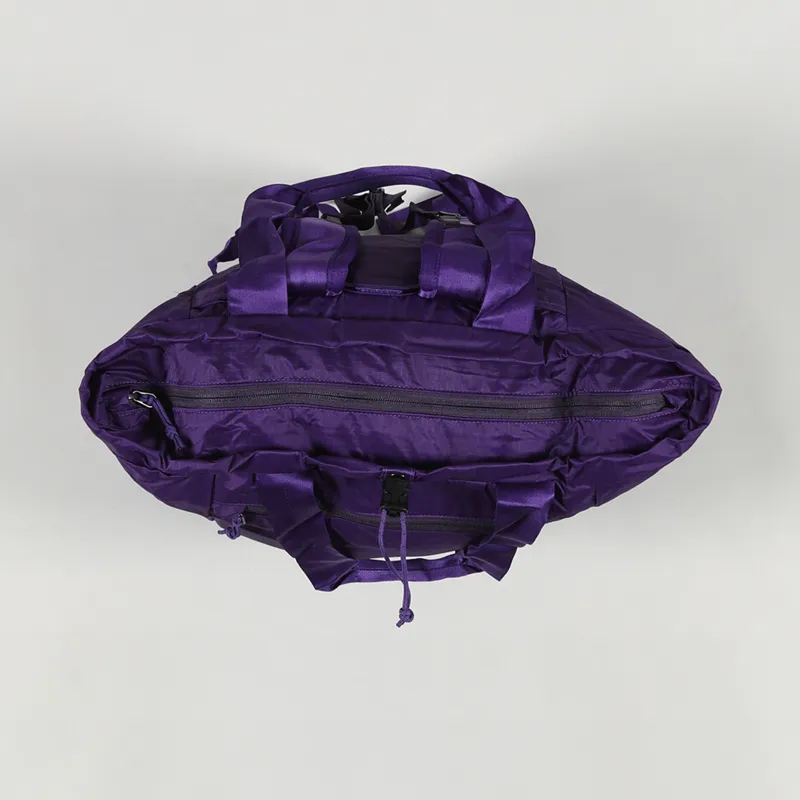 Patagonia Ultralight Black Hole Tote Pack 27L Purple-11