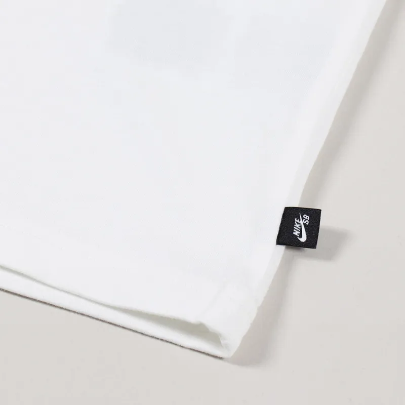 Nike SB Wrecked T Shirt White-3