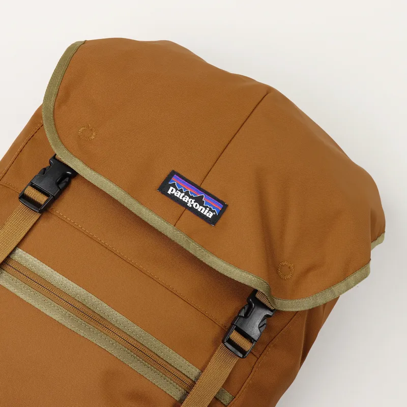 Patagonia Arbor Classic Pack 25L Bence Brown-2