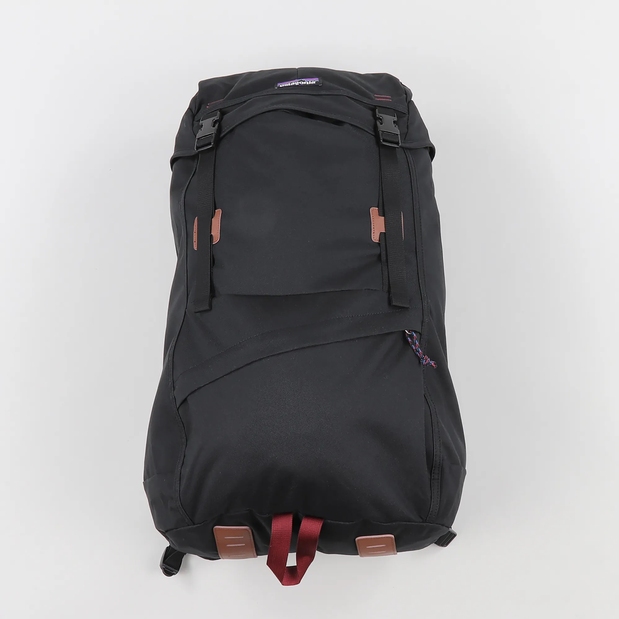 Patagonia Luggage Arbor Grande 32 Litre Capacity Pack Black Patagonia Luggage Arbor Grande 32 Litre Capacity Pack Black