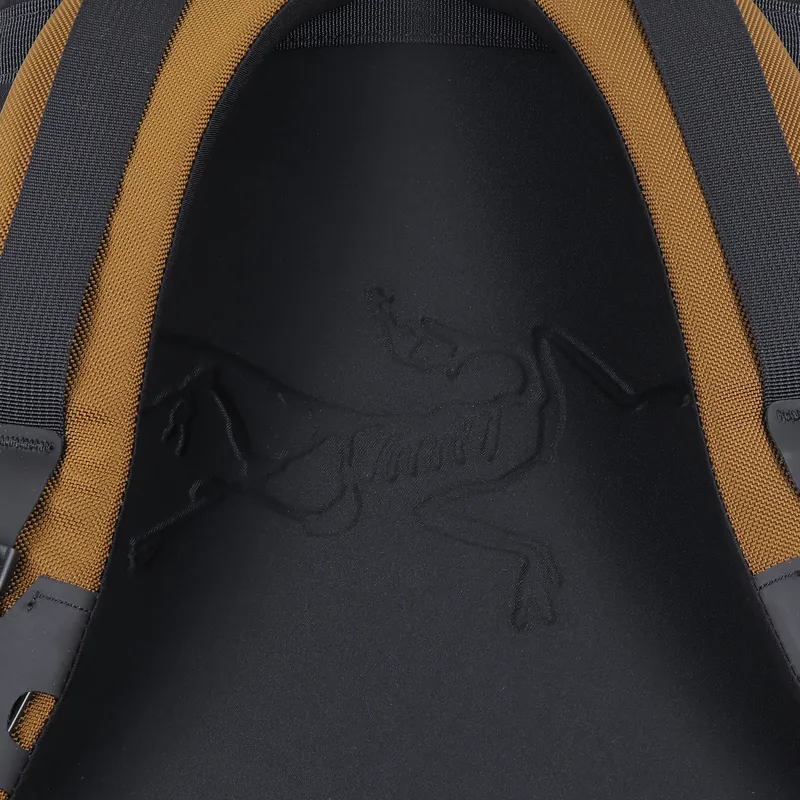 Arcteryx Arro 22 Backpack Caribou-3