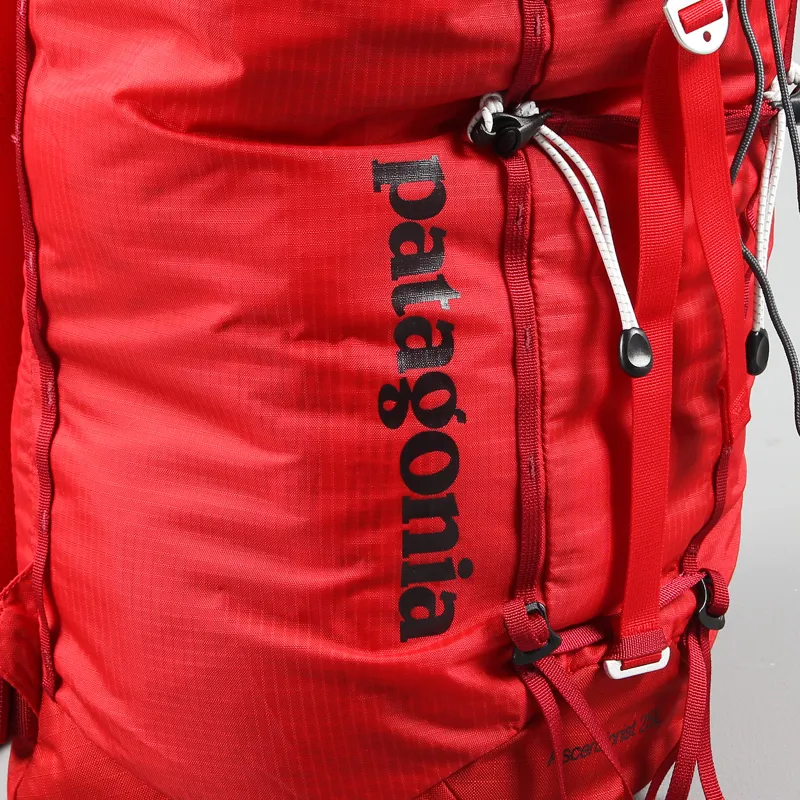 Patagonia Ascensionist Pack 25L French Red-1