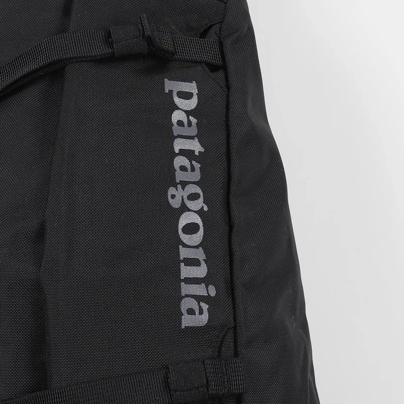 Patagonia Atom Sling 8L Black-1