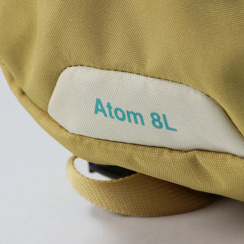 Patagonia Atom Sling 8L Bag Rattan Khaki-2