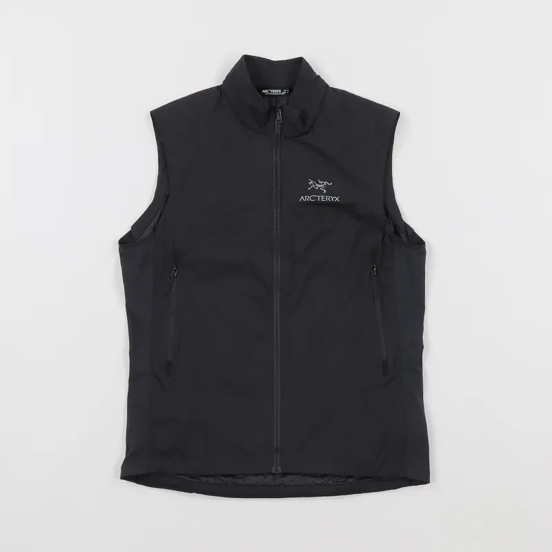 美中古Mサイズ　ARCTERYX Atom SL Vest Mens Black Arcteryx Outdoor Technical Coreloft Tyono Atom SL Vest Black