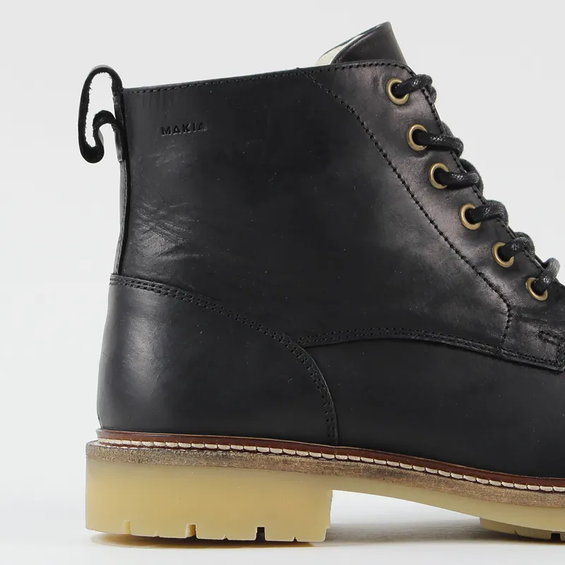 Makia Avenue Boot Black-1