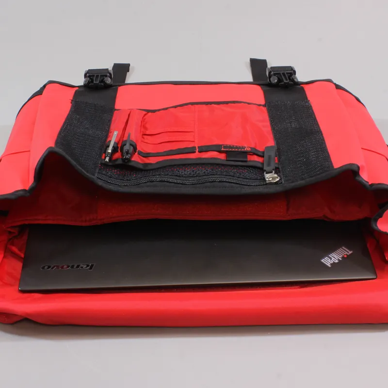 The North Face Base Camp Messenger Bag Red Black-5