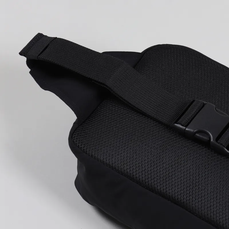 Carhartt WIP Hayes Hip Bag Black-4