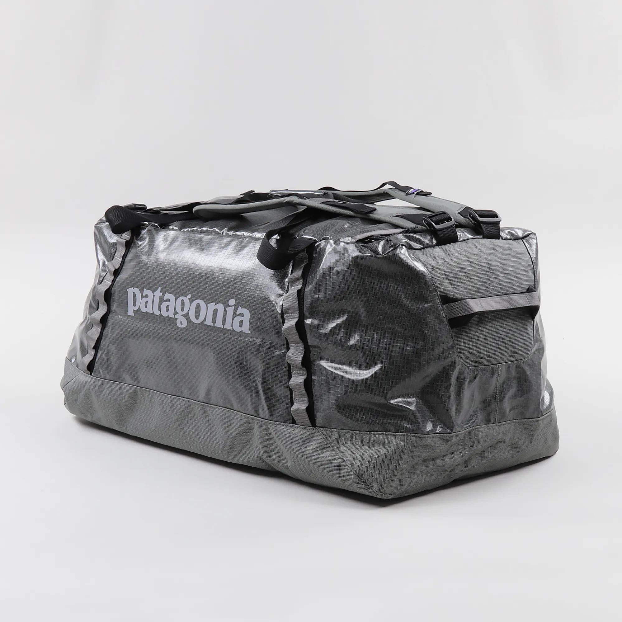 hex grey patagonia black hole duffel Wheeled 40L The padded bottom panel adds structure and helps cushion the load when your duffel gets the baggage Unisex Travel Bag Patagonia Black