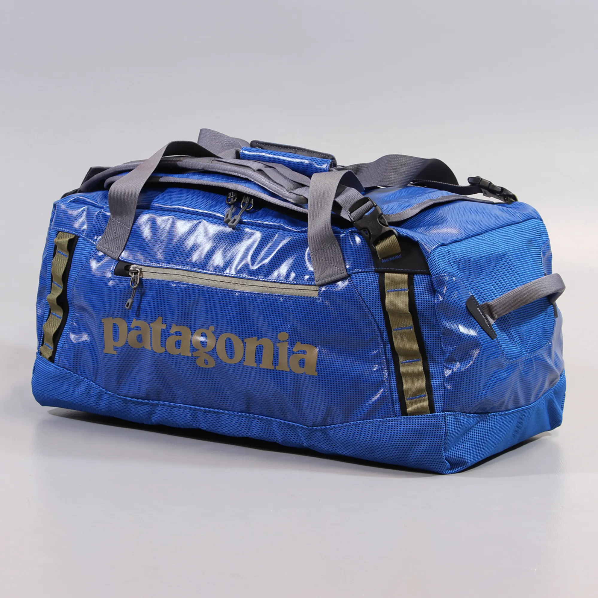 patagonia black hole 60l blue Duffel 55L liter workhorse organizes your gear and has enough space for a fun PATAGONIA Black Hole Duffel Bag