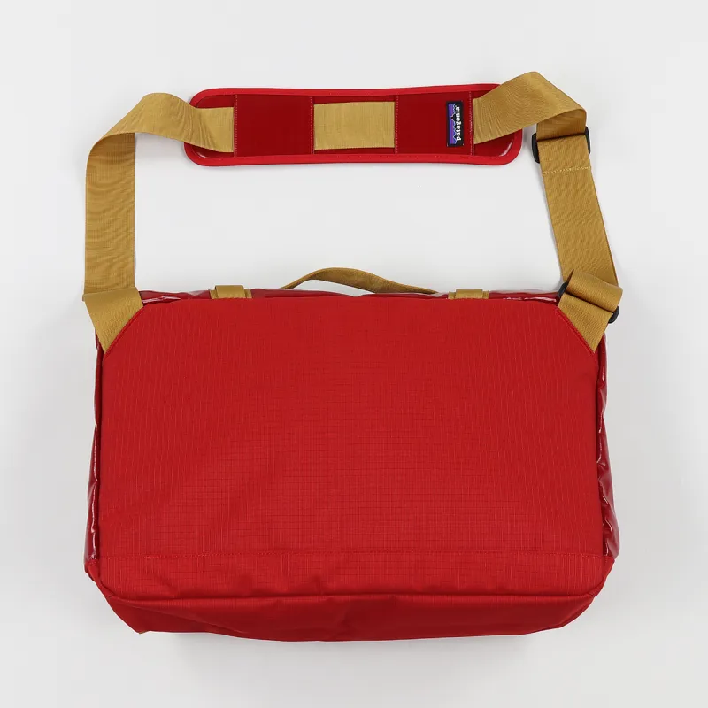 Patagonia Black Hole Weatherproof Messenger 24L Bag Fire Red