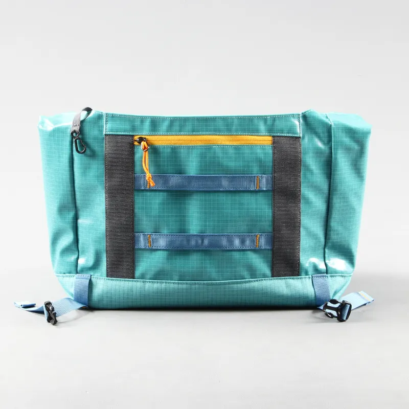 Patagonia Black Hole Mini Messenger 12L Turquoise Blue Green Bag