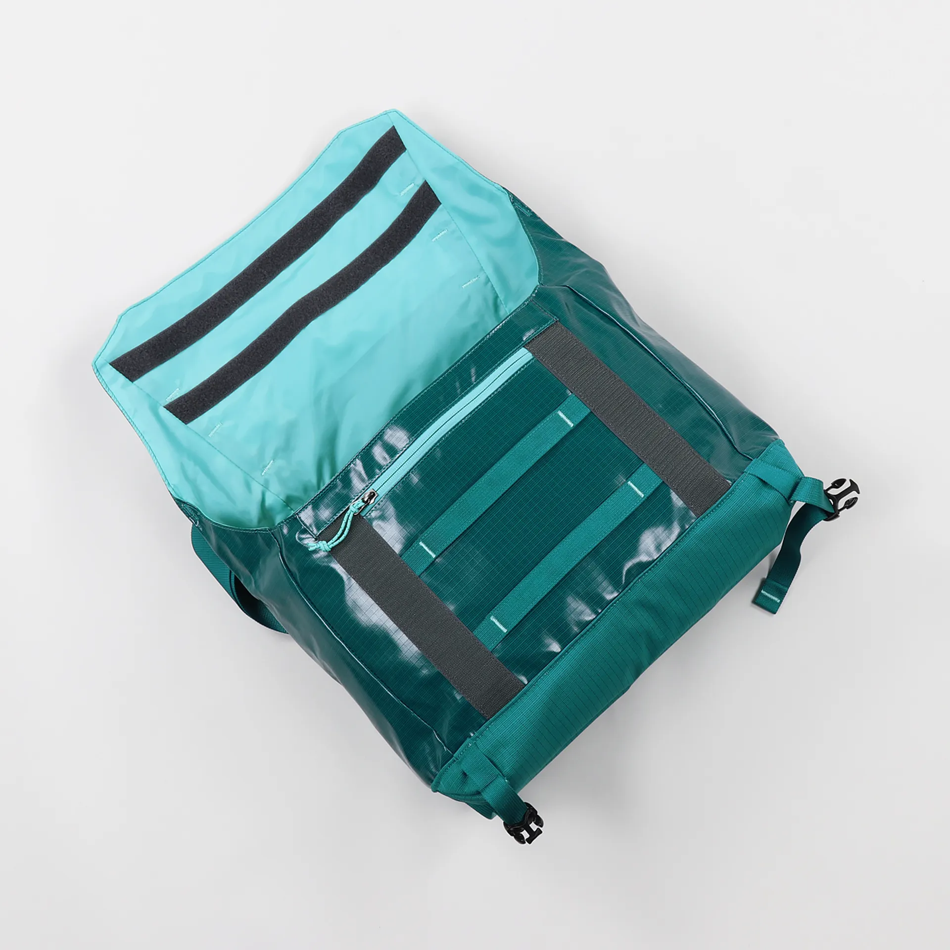 patagonia kombaka backpack Birch White Black Hole Pack 25L