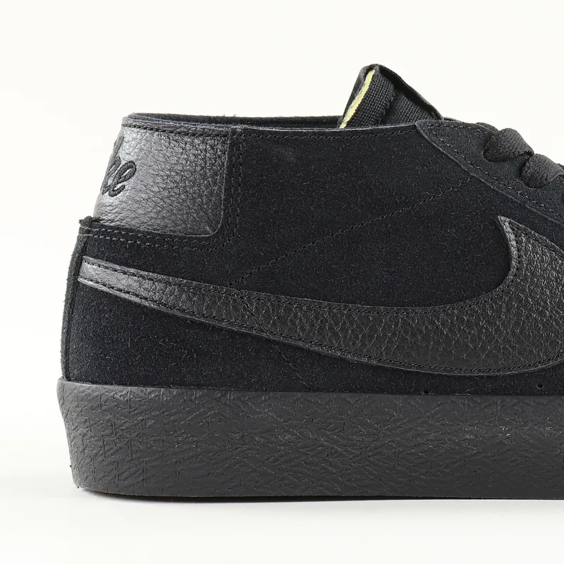 Nike SB Blazer Chukka Shoes Black Black-1