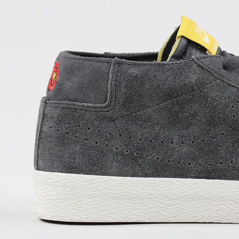 Nike SB Blazer Chukka XT Shoes Anthracite Fir-1