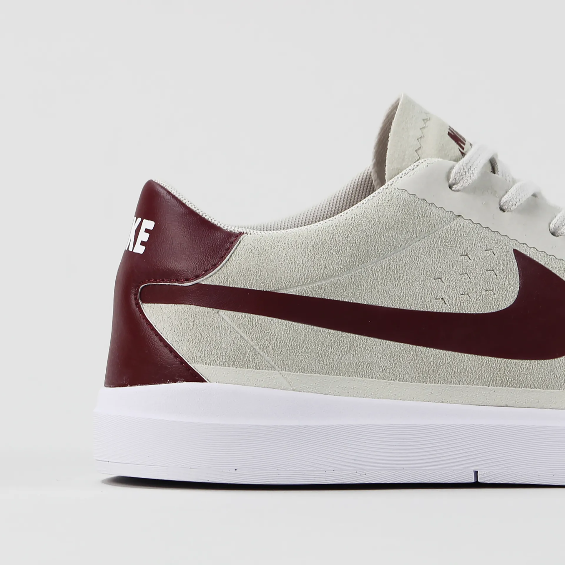 Nike SB Bruin Hyperfeel Shoes Summit White Red