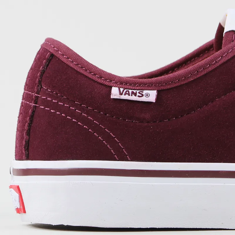 Vans Chukka Low Pro Shoes Port White-1