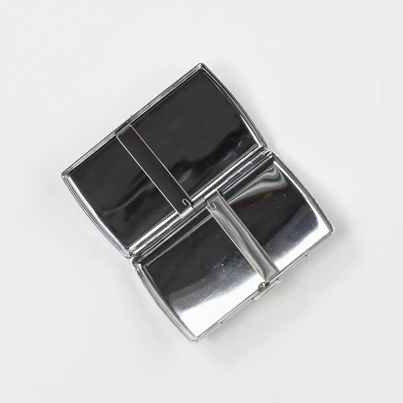 Carhartt WIP Cigarette Case Silver-2