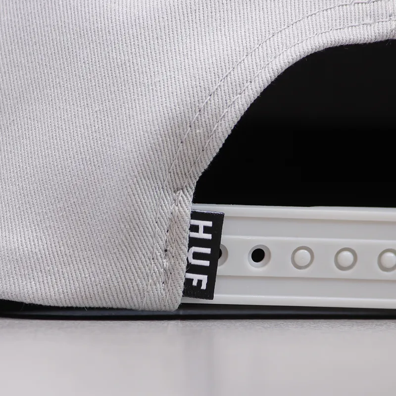 Huf Classic H Snapback Cap Grey-2