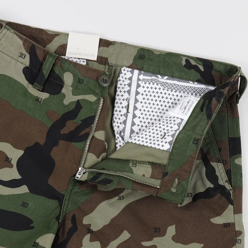 Carhartt WIP 313 Club Short Camo-1