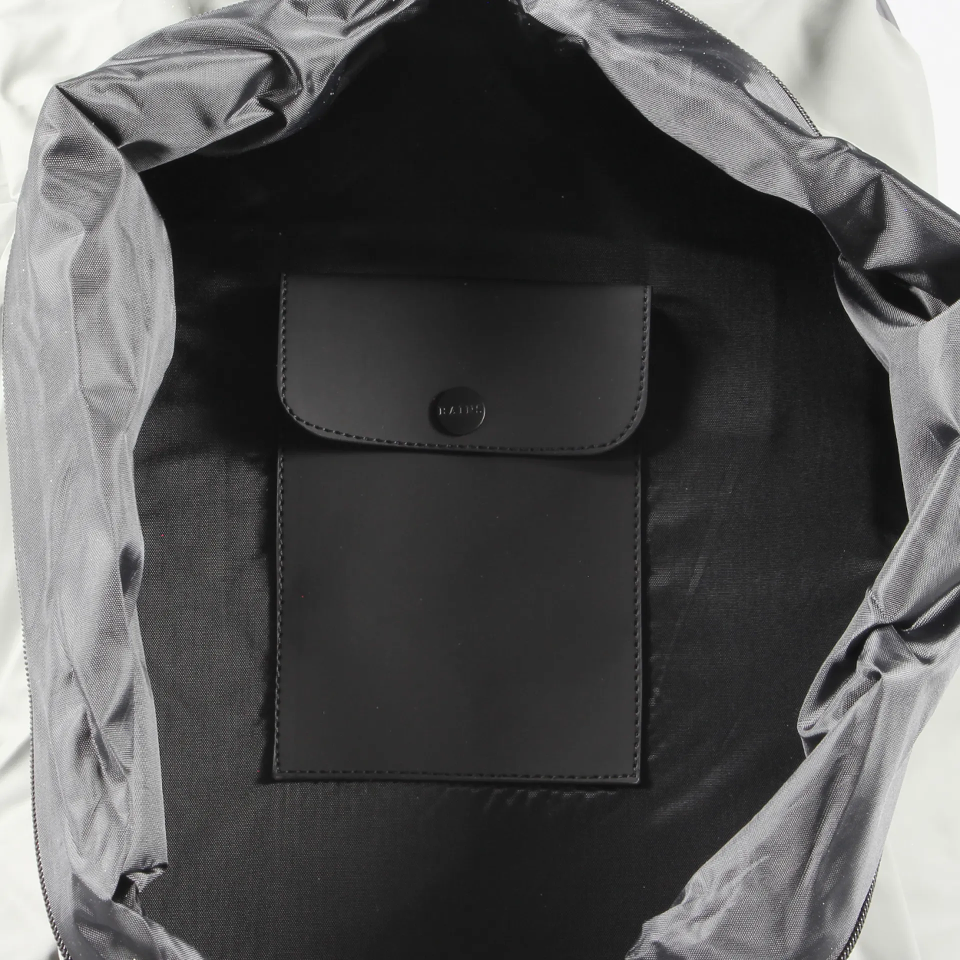 best fashionable backpacks for travel 10 Best Fashionable and Practical Backpacks: Travel in Style