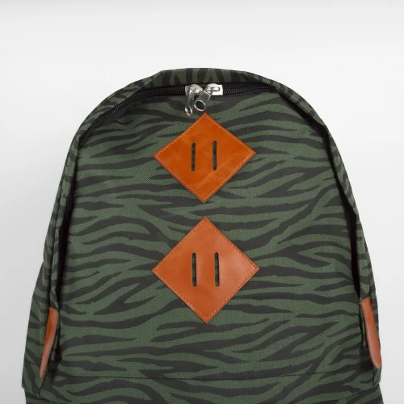 Trainer Spotter Daypack - Tiger Green-1