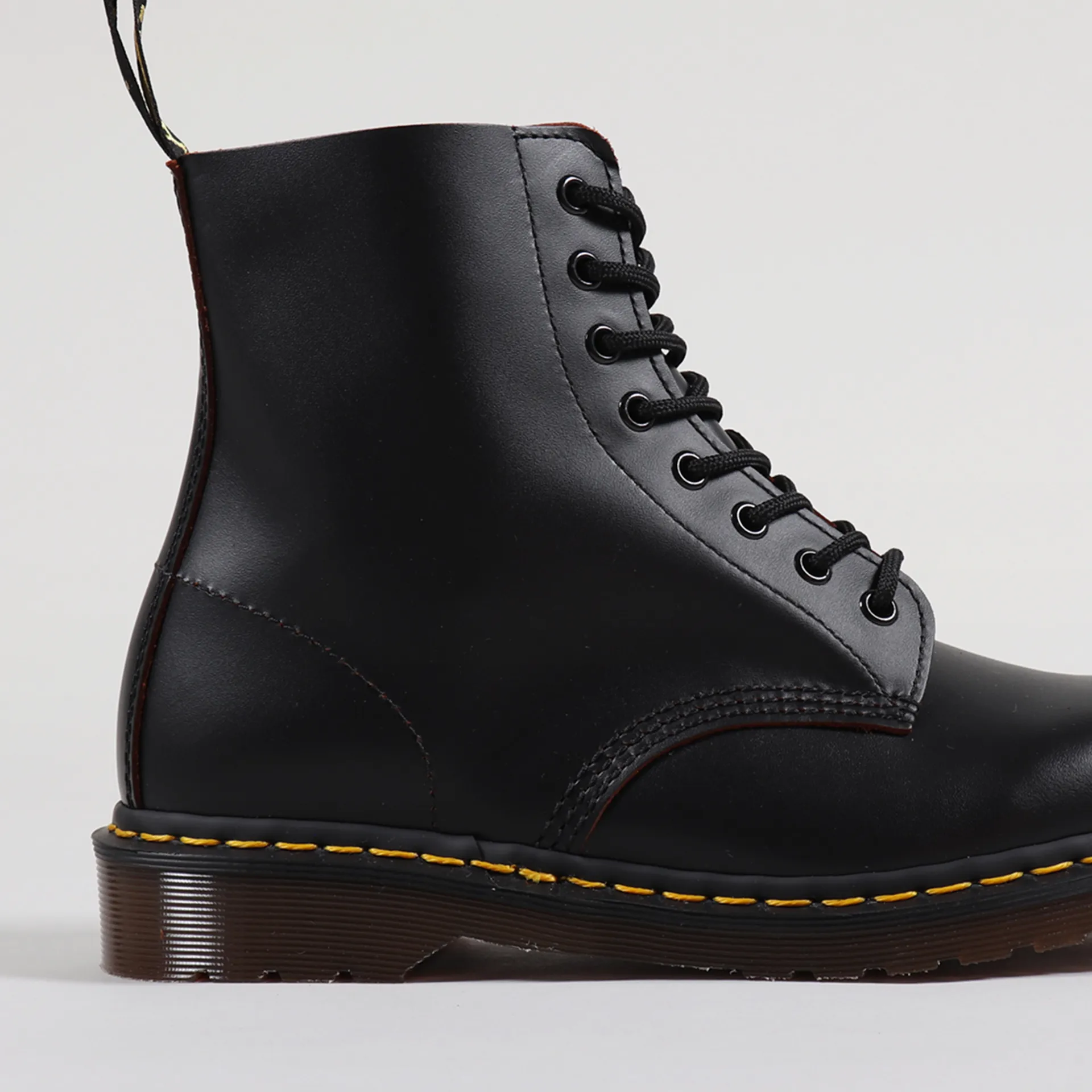 Dr Martens Made In England Vintage 1460 Boots Black Quilon