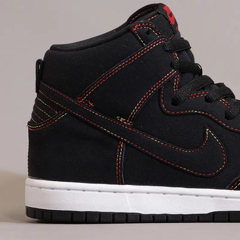 Nike Dunk High Pro SB Black Black White-1