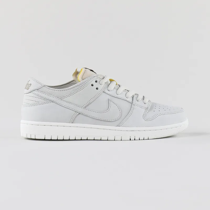 Nike Zoom Dunk Low Pro Deconstructed Nubuck Bone