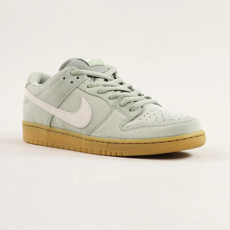 Nike SB Skateboarding Dunk Low Pro Shoes Green White Gum